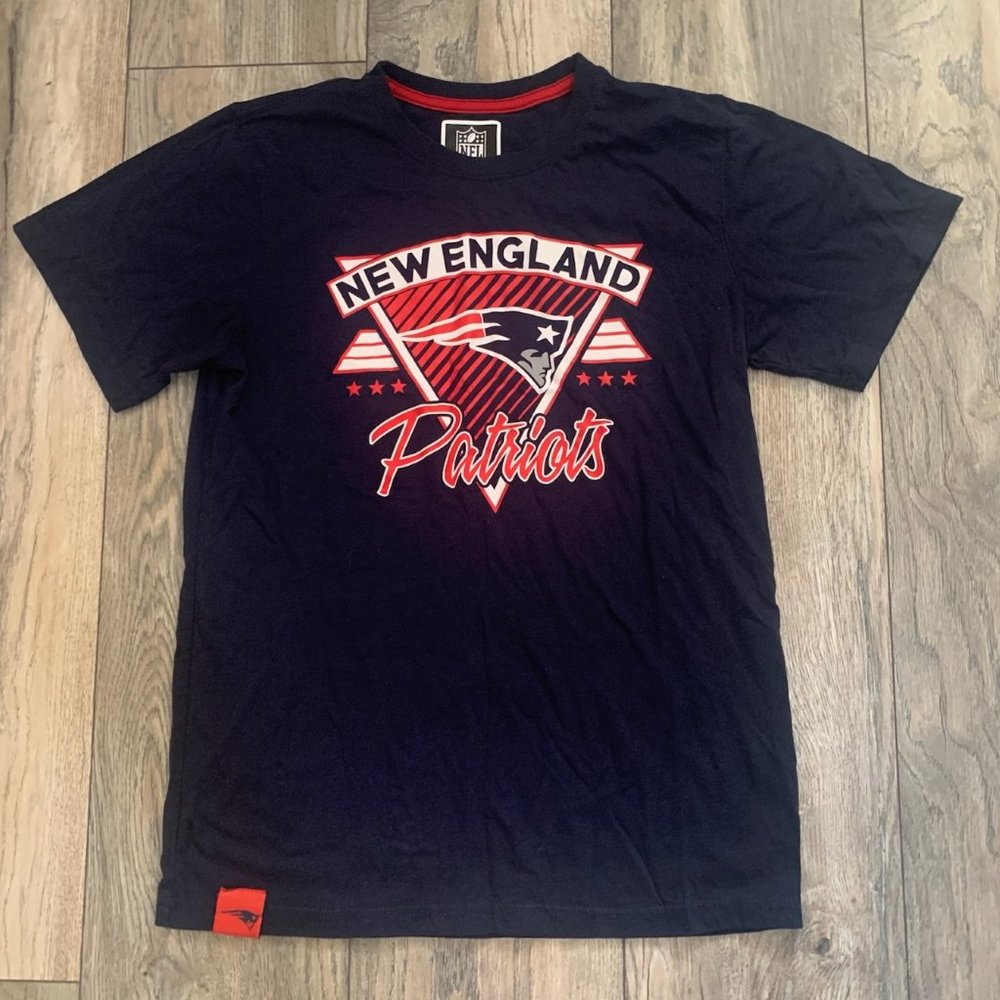 NFL TEAM APPAREL BOYS/GIRLS UNISEX NEW ENGLAND PATRIOTS SHIRT XL (18-20)-EUC